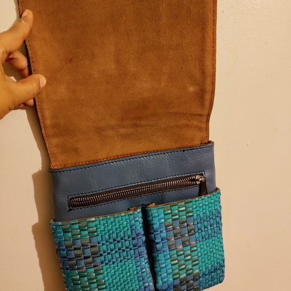 Patricia Nash Grenada ribbons & raffia crossbody - Picture 8 of 9